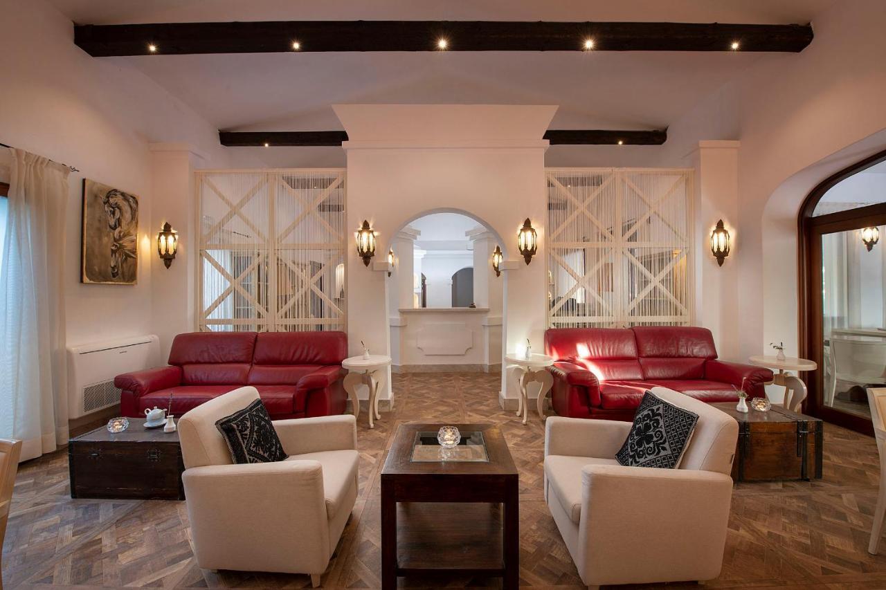 Villa Cavalieri Country Hotel Пула Екстериор снимка